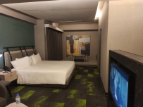 #高雄新興區旅館